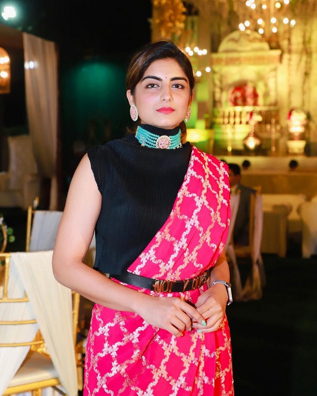 Muskaan Khubchandani New Instagram Pics